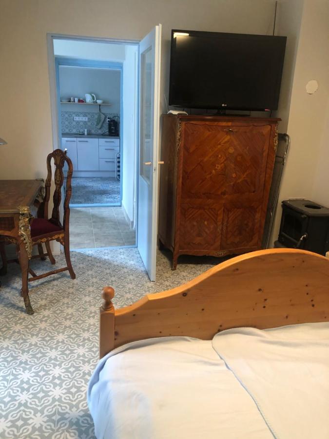 Klara Apartmanhaz أورفو المظهر الخارجي الصورة
